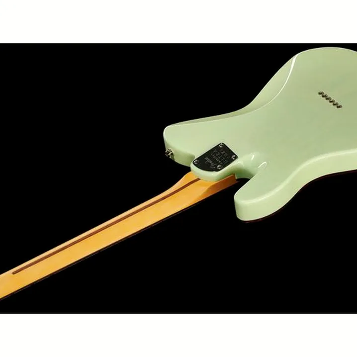 Recensione e Test della chitarra Fender AM Ultra Luxe Tele RW SFG TRN