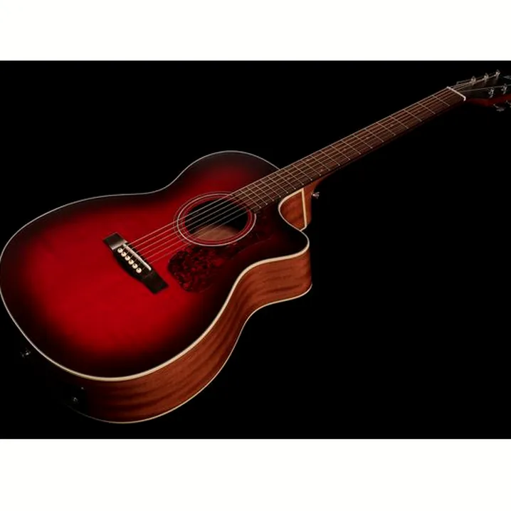 Recensione e Test Guild OM-240CE Satin Oxblood Burst