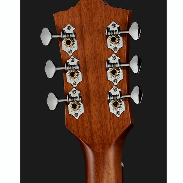 Recensione e Test Guild OM-240CE Satin Oxblood Burst