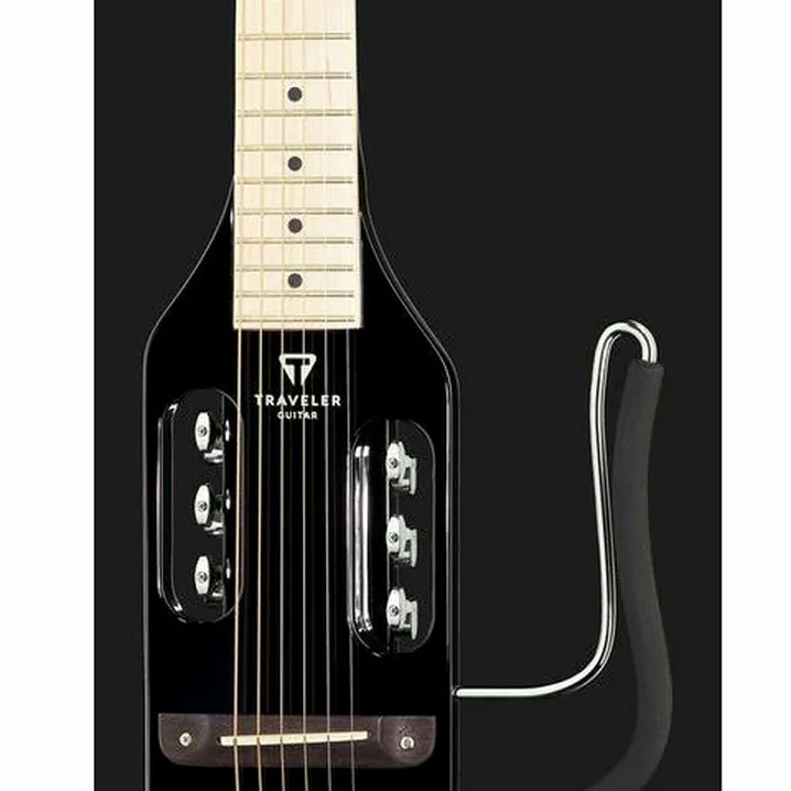 Recensione e Test Traveler Guitar Ultra-Light Acoustic Standard