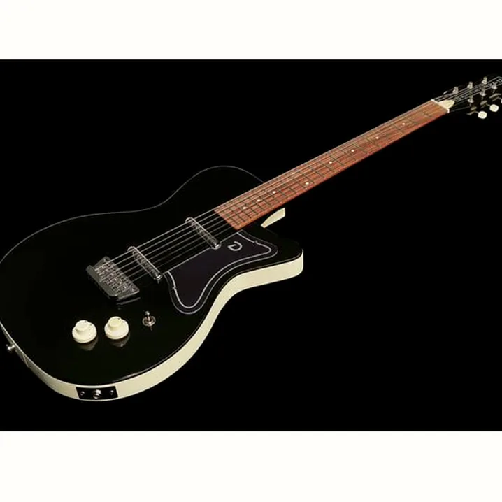 Recensione, Test Chitarra Danelectro 57 Limo Black