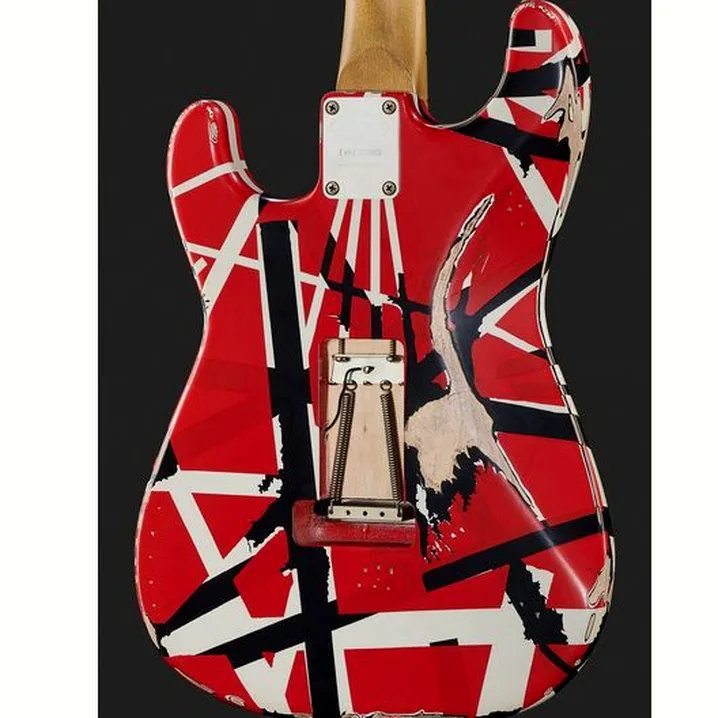 Recensione, Test Chitarra Elettrica Evh Frankie Striped MN Relic R/W/B