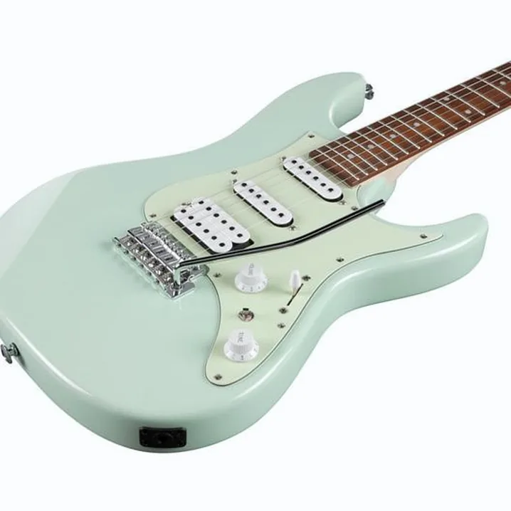 Recensione, Test della chitarra elettrica Ibanez AZES40-MGR