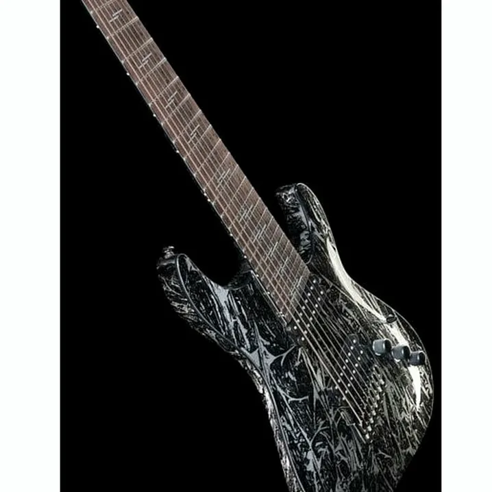Recensione, Test della chitarra elettrica Schecter C-8 Multiscale Silver Mountain
