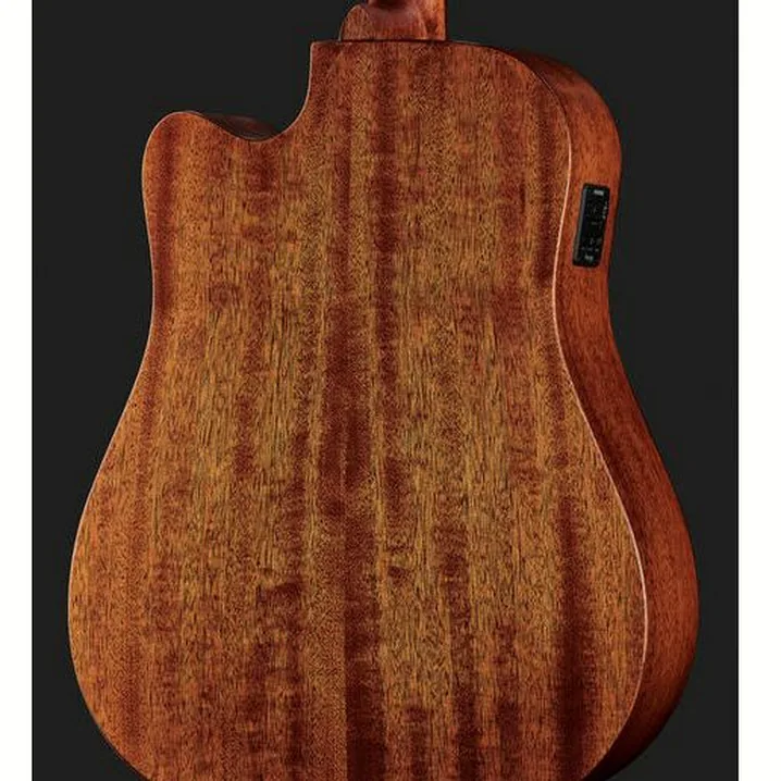 Recensione, Test: Harley Benton CLD-15MCE SolidWood