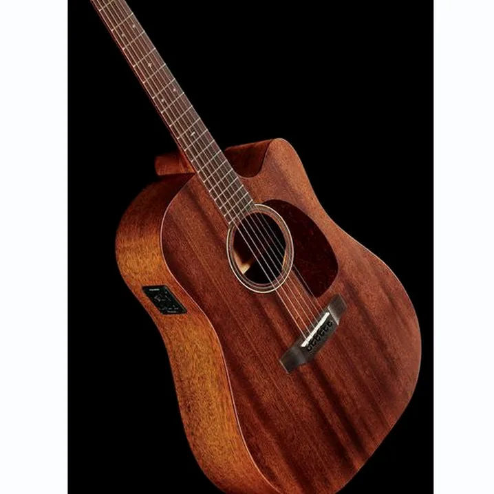 Recensione, Test: Harley Benton CLD-15MCE SolidWood
