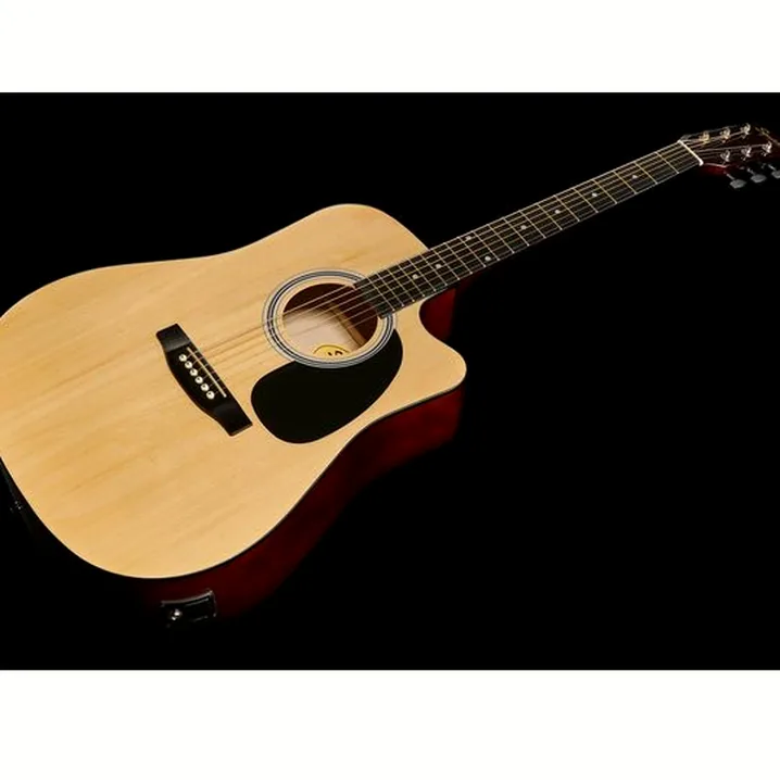 Recensione, Test Squier SA-105CE NA