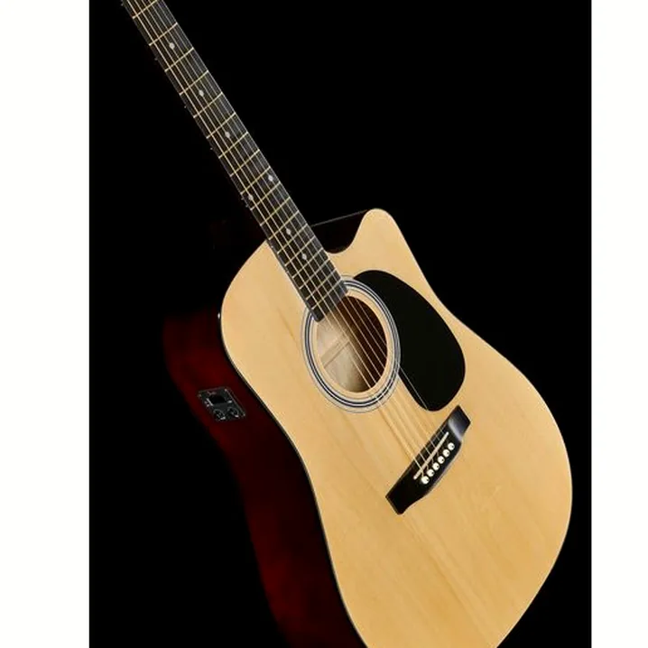 Recensione, Test Squier SA-105CE NA