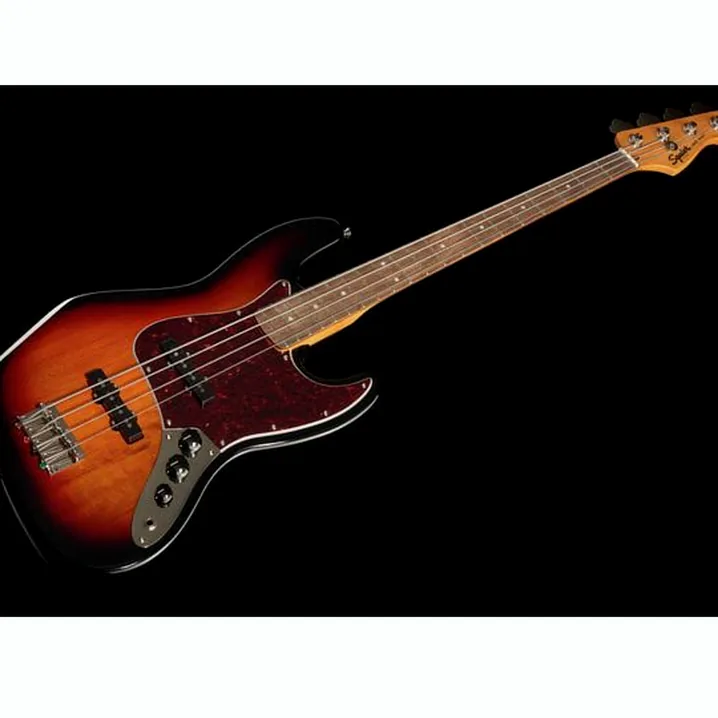 Squier CV 60s Jazz Bass LRL 3TS: Test e Recensioni