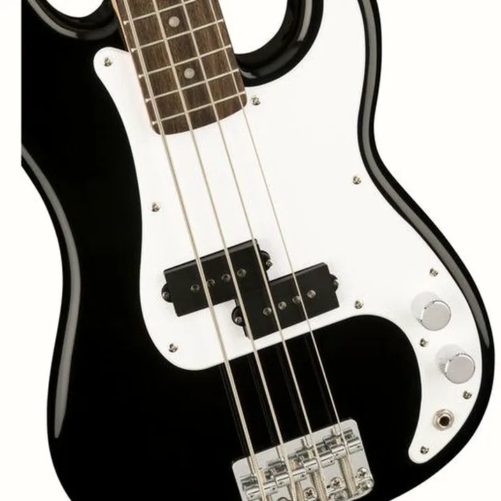 Squier Mini P Bass Black / Test, Recensioni e Confronto