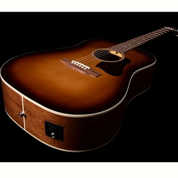 Test e Recensione: Art & Lutherie Americana Light Burst GT EQ