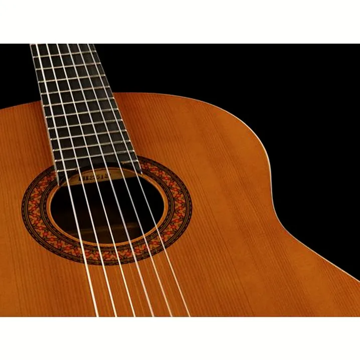 Test e Recensione Chitarra classica Yamaha CX40 II