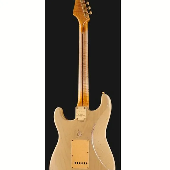 Test e Recensione Chitarra Elettrica Fender 55 Strat Bone Tone AHB Relic