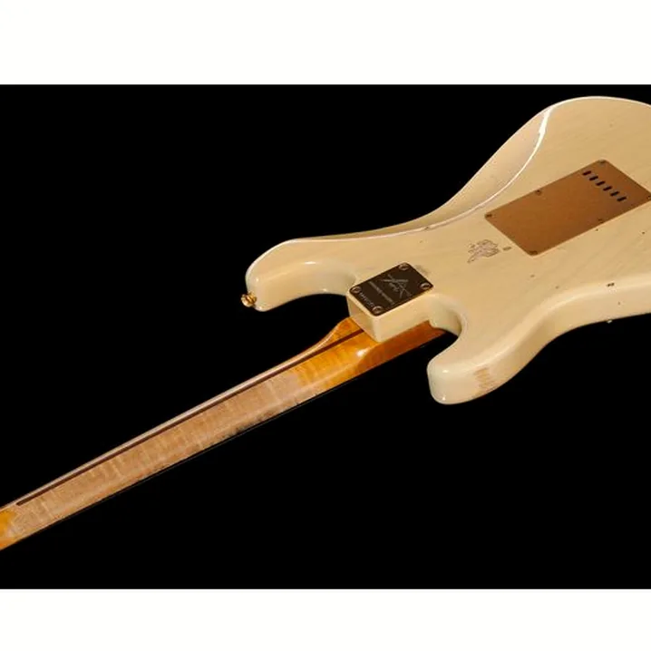 Test e Recensione Chitarra Elettrica Fender 55 Strat Bone Tone AHB Relic