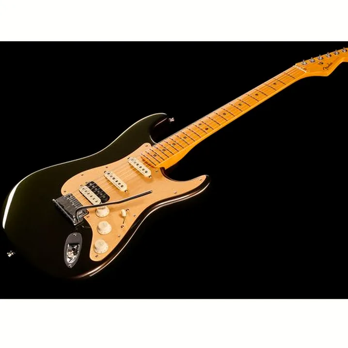 Test e Recensione Chitarra Elettrica Fender AM Ultra Strat MN HSS TexasTea