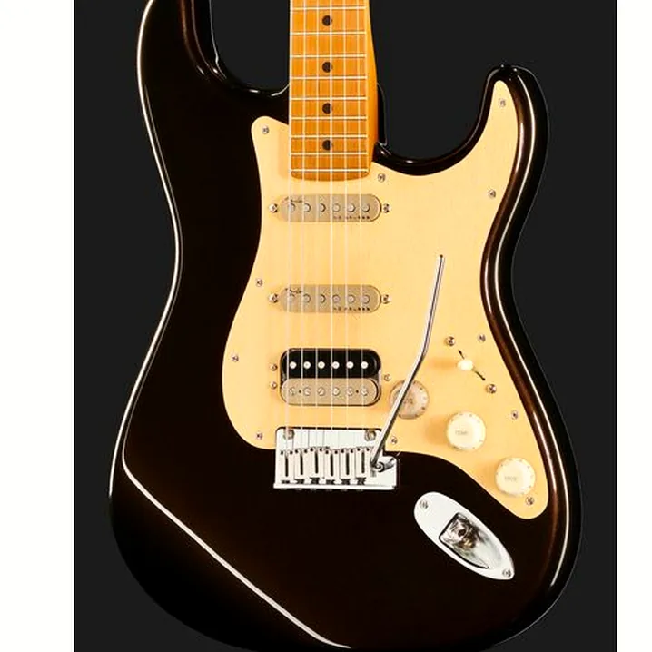 Test e Recensione Chitarra Elettrica Fender AM Ultra Strat MN HSS TexasTea