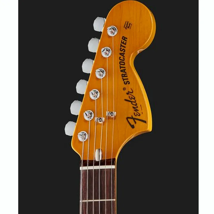Test e Recensione Chitarra Elettrica Fender AV II 73 STRAT RW AGNAT