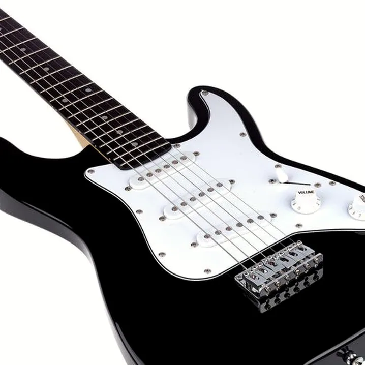 Test e Recensione Chitarra Elettrica Harley Benton ST-Mini BK