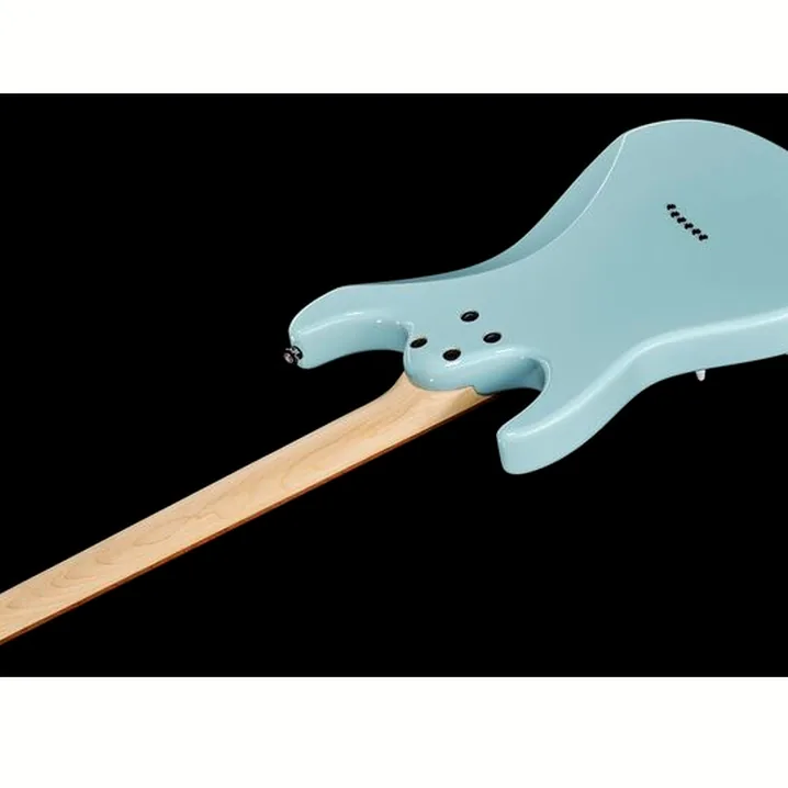 Test e Recensione Chitarra Elettrica Ibanez AZES31-PRB