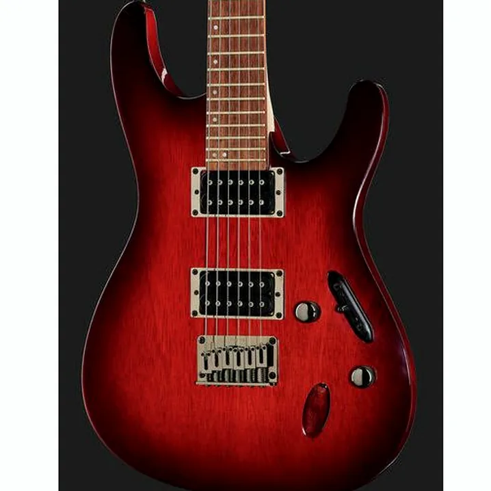 Test e Recensione Chitarra Elettrica Ibanez S521-BBS