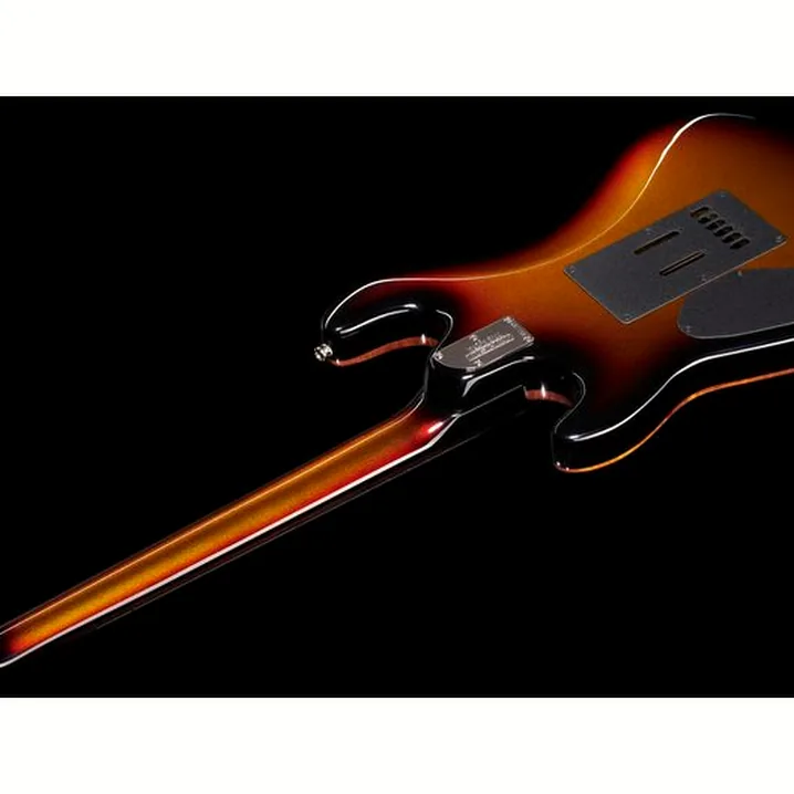 Test e Recensione Chitarra Elettrica Music Man Sabre HT Showtime