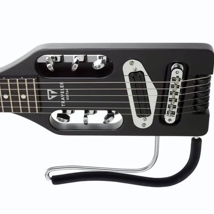 Test e Recensione Chitarra Elettrica Traveler Guitar Electric Ultra-Light LH MBK