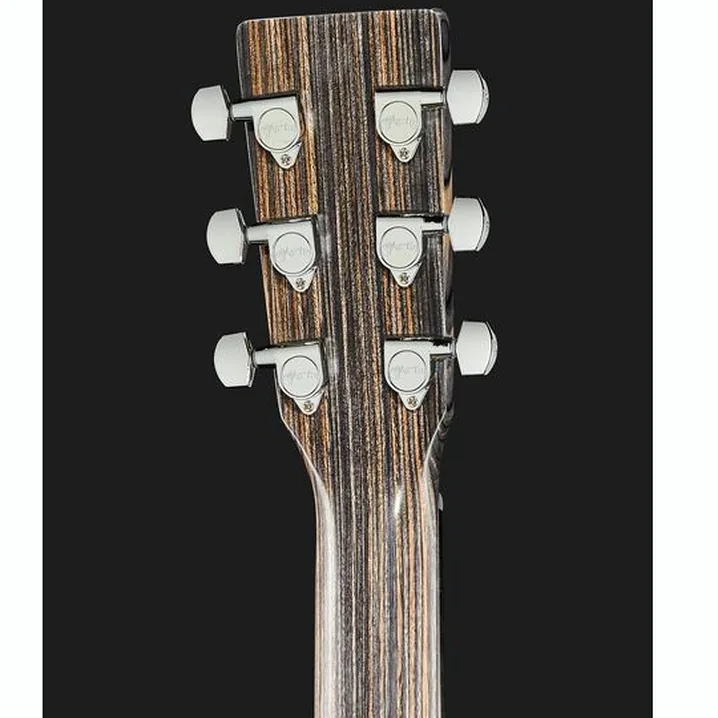 Test e Recensione della chitarra acustica Martin Guitars OMCX1E-01