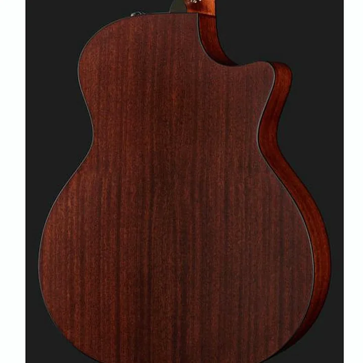 Test e Recensione della chitarra acustica Taylor 314ce LH V-Class Bracing
