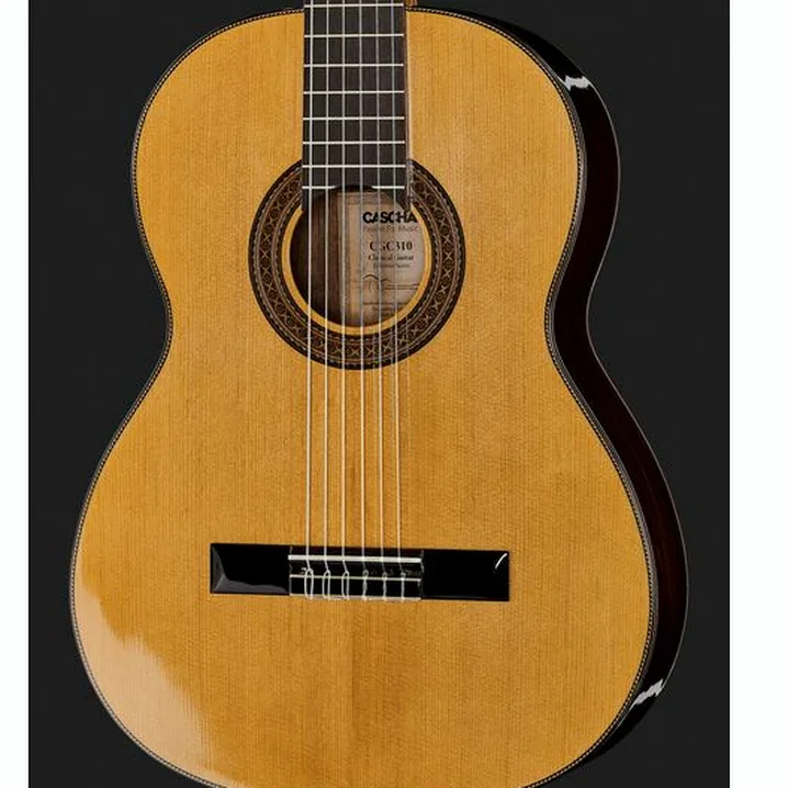 Test e Recensione della chitarra classica Cascha CGC310