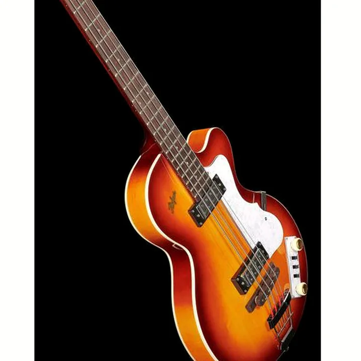 Test e Recensione: Höfner Club Bass Ignition SE Sunburst