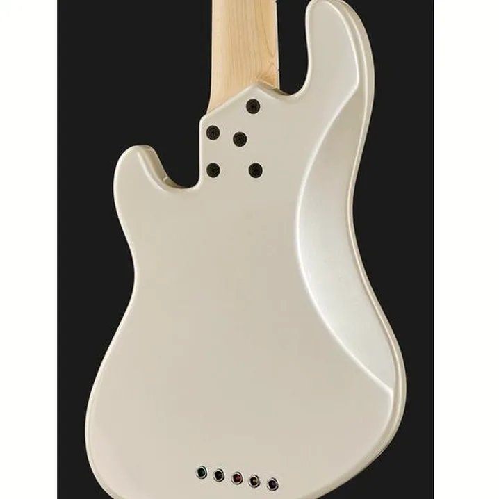 Test e Recensione: Lakland Skyline Darryl Jones 5 WHP