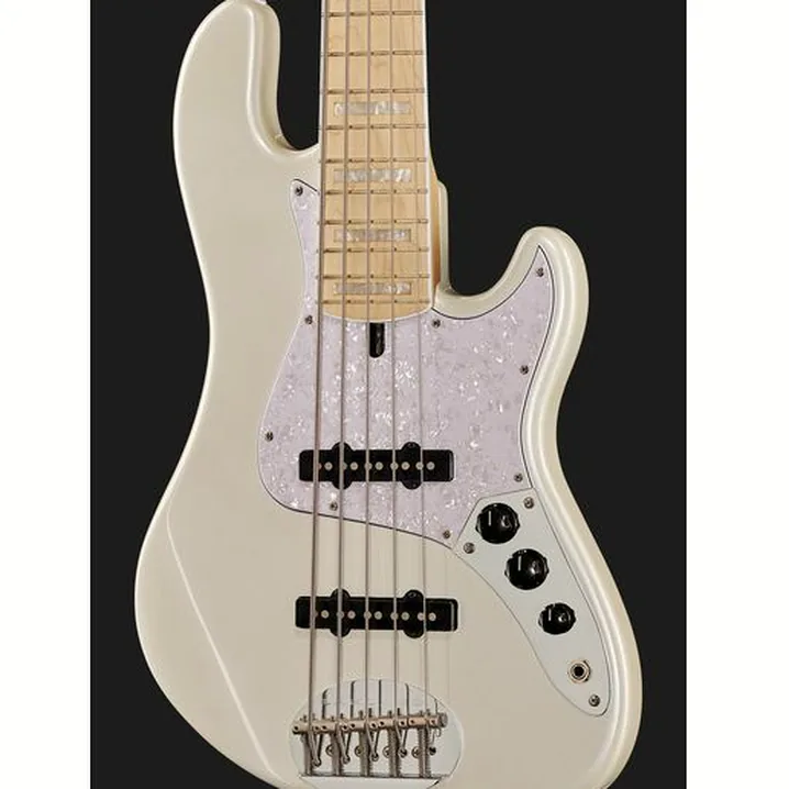 Test e Recensione: Lakland Skyline Darryl Jones 5 WHP