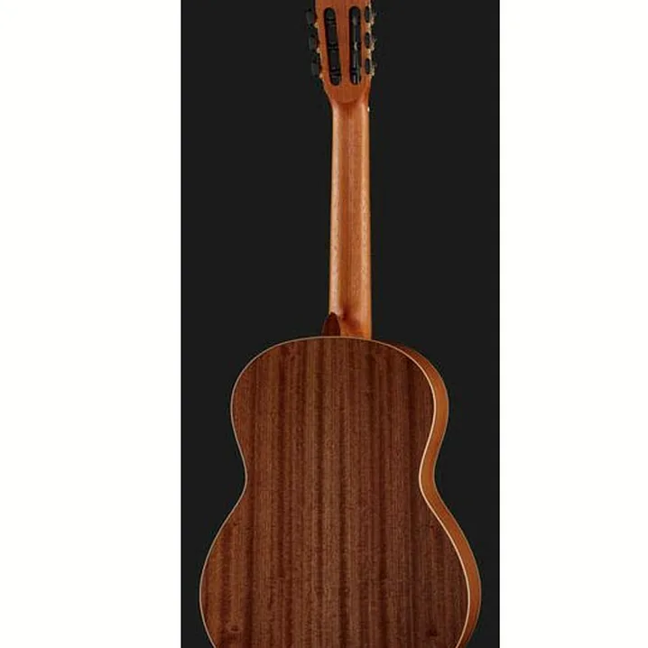 Test, Recensione Chitarra classica La Mancha Rubi CM