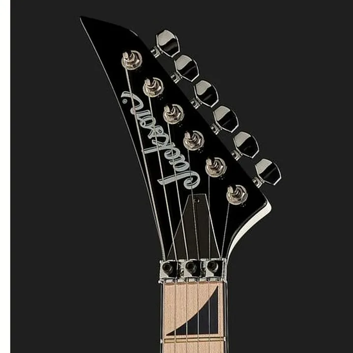 Test, Recensione Chitarra Elettrica Jackson RRX24M White w/Black PinStripe