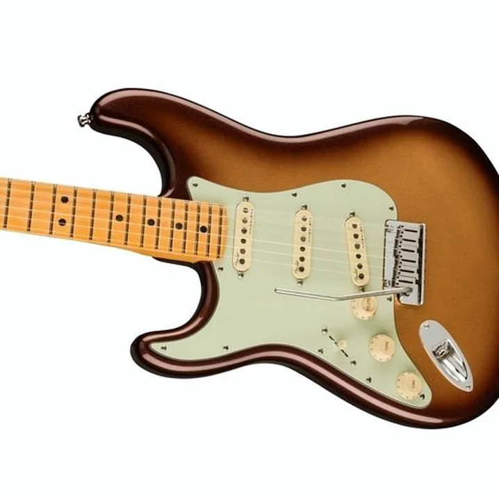 Test, Recensione Chitarra Fender AM Ultra Strat MN MBST LH