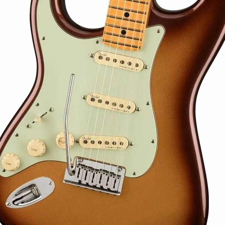 Test, Recensione Chitarra Fender AM Ultra Strat MN MBST LH