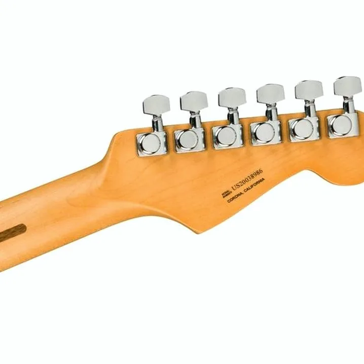 Test, Recensione Chitarra Fender AM Ultra Strat MN MBST LH
