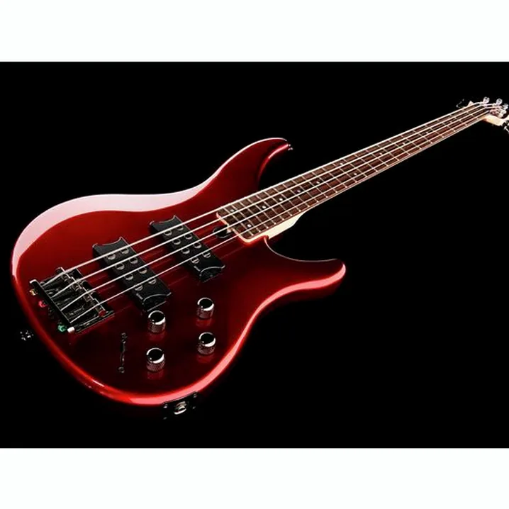 Test & Recensione Yamaha TRBX 304 CAR