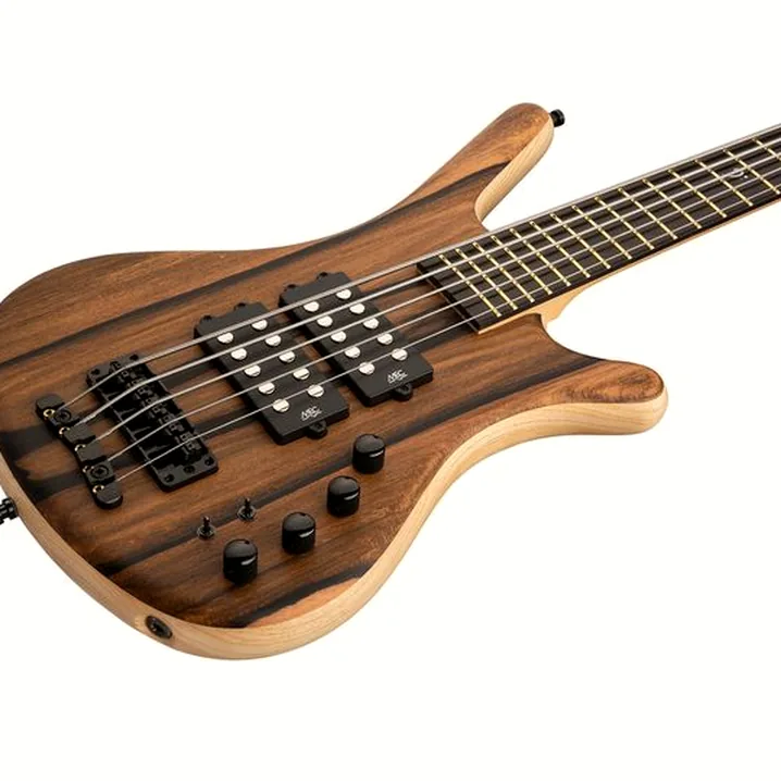 Warwick Teambuilt Corvette $$ 5 LTD NA / Test, Recensioni e Confronto